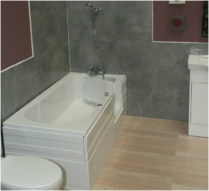 Conventional style low level walk in baths A comprehensive range of traditional walk in baths
